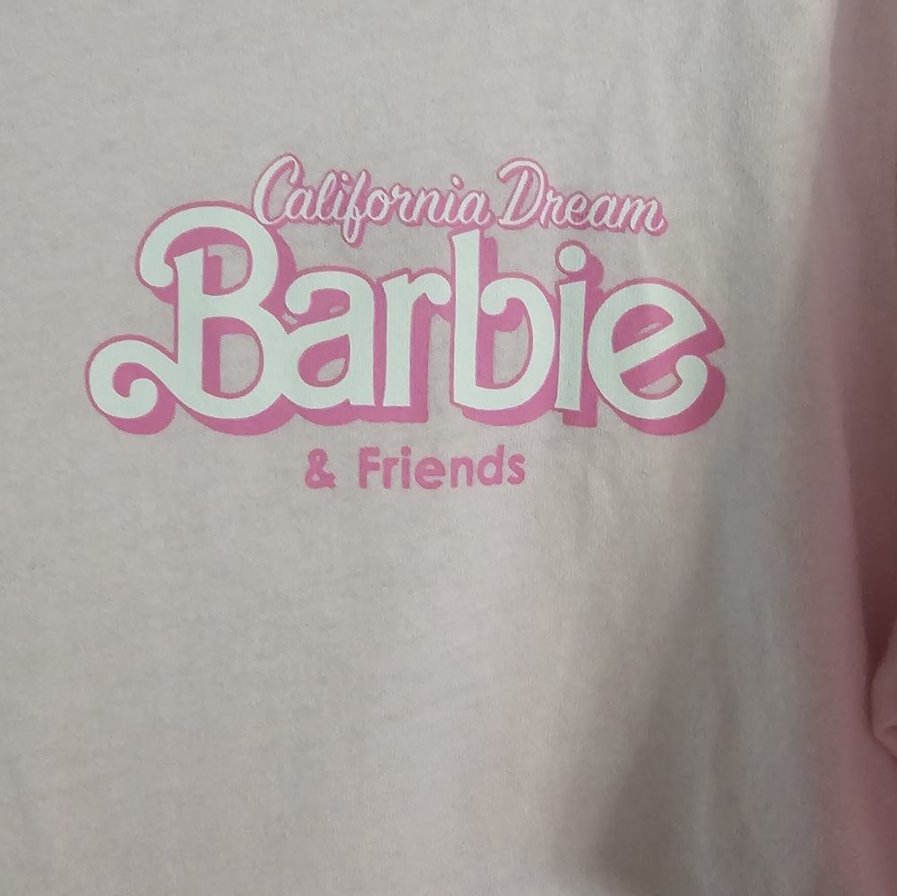 BARBIE & FRIENDS PINK T SHIRT! SIZE LARGE! NWTS!